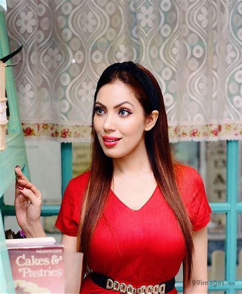 Munmun Dutta Wallpapers .